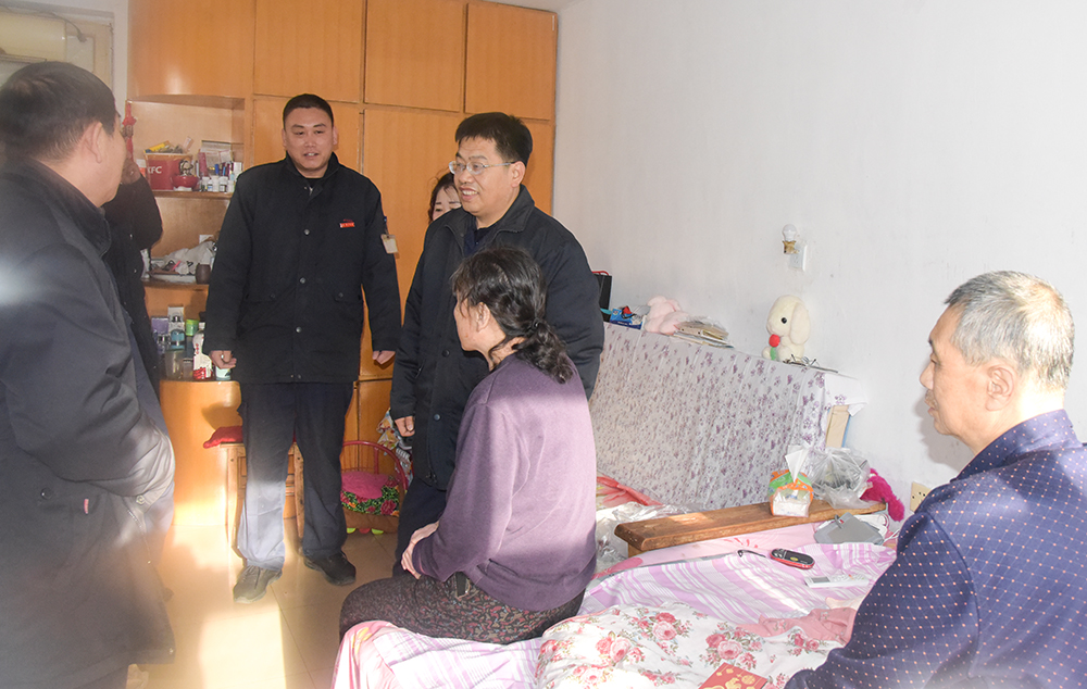 公司開(kāi)展春節(jié)前夕慰問(wèn)走訪活動(dòng)